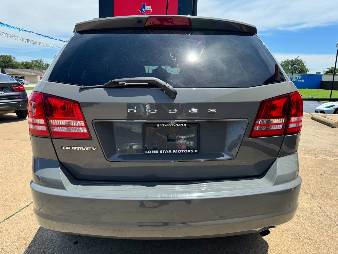 2019 GRAY DODGE JOURNEY SE (3C4PDCAB9KT) , located at 5900 E. Lancaster Ave., Fort Worth, TX, 76112, (817) 457-5456, 0.000000, 0.000000 - Photo#5